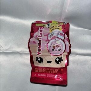 YUMMILAND NUM NOM 🍭 Make Your Own  Body Scents Set 🍬 Blind Bag NEW SEALED